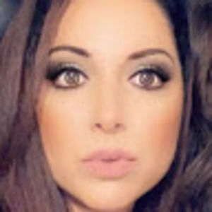 Meet your Posher, Nouha